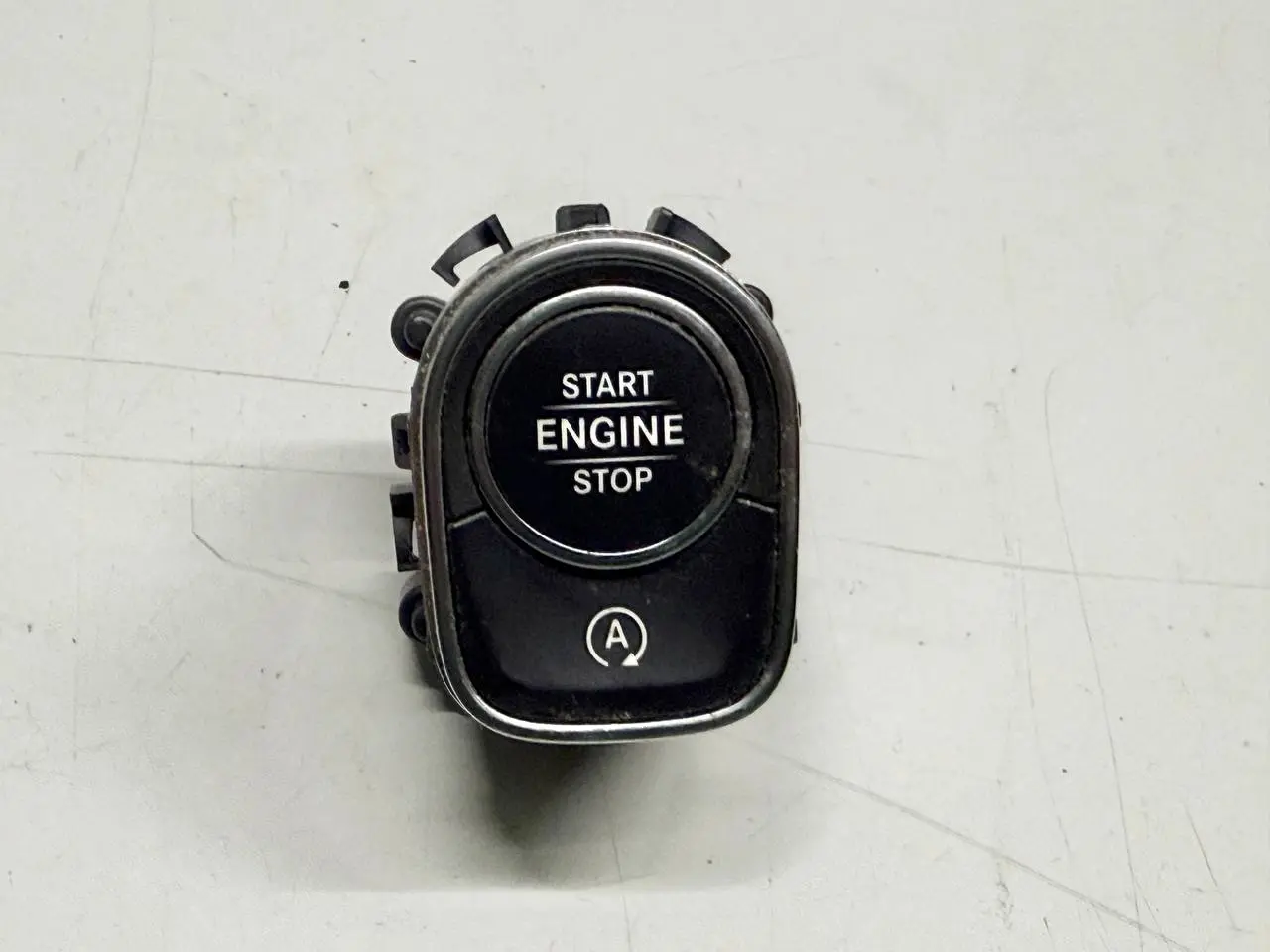 Start-Stopp Knopf Motor An Mercedes Benz W907 Sprinter 311 CDI 2023 A1779051001