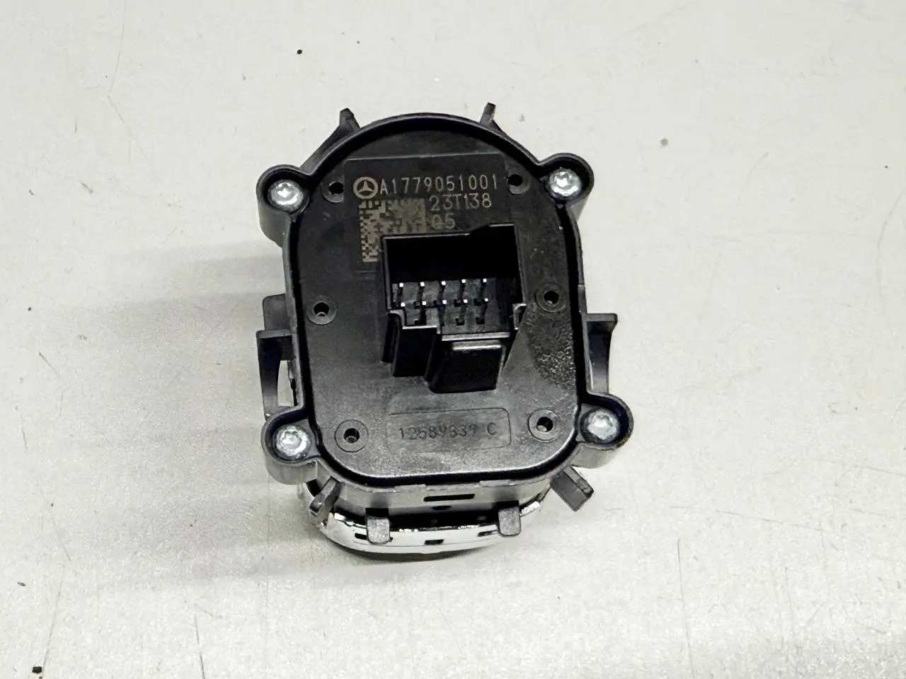 Start-Stopp Knopf Motor An Mercedes Benz W907 Sprinter 311 CDI 2023 A1779051001