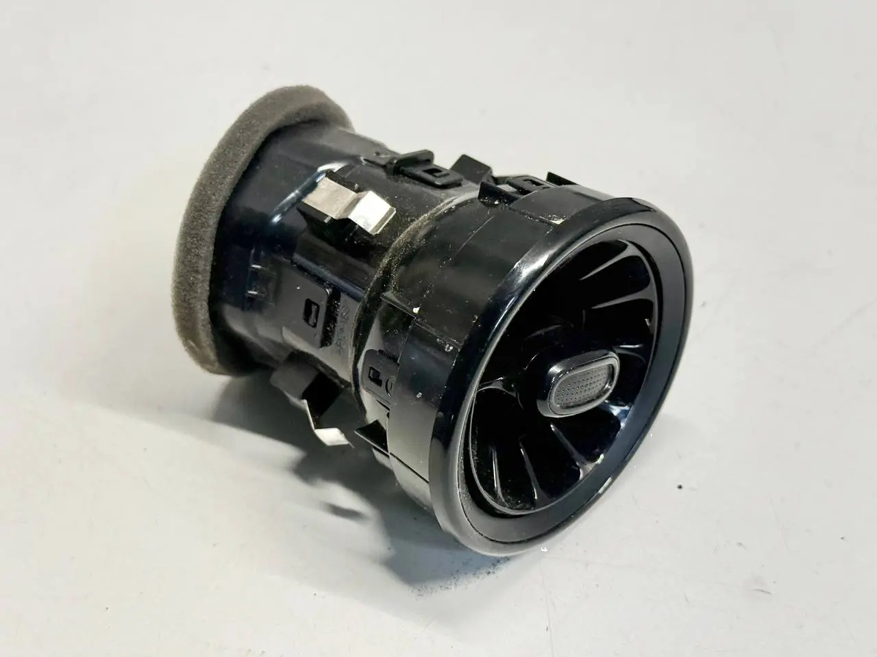Luftausströmer Mercedes Benz W907 Sprinter 311 CDI 2023 A9108303401