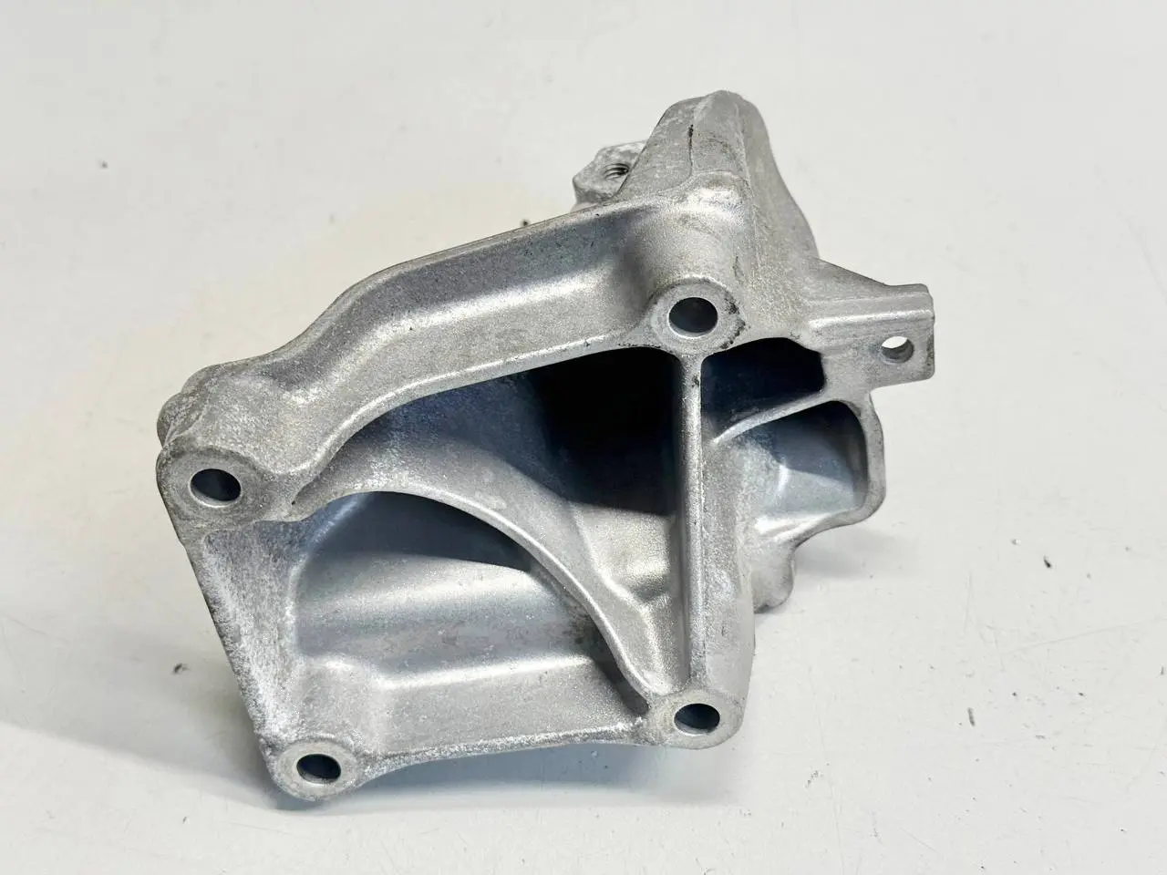 Motorhalterung links Mercedes Benz W907 Sprinter 311 CDI 2023 A6542240500