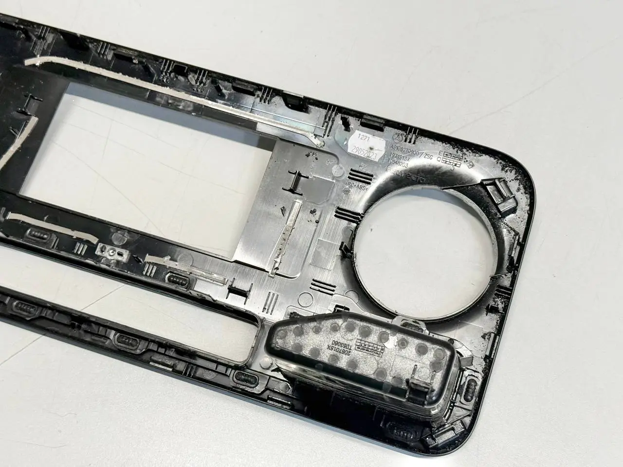Verkleidung Radio Mercedes Benz W907 Sprinter 311 CDI 2023 A9108270900