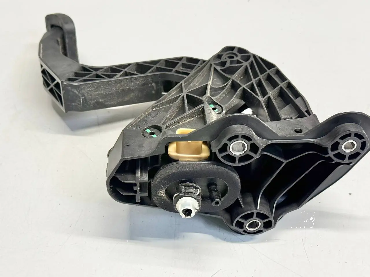 Kupplungspedal, Pedal de Mercedes Benz W907 Sprinter 311 CDI 2023 A9072900000