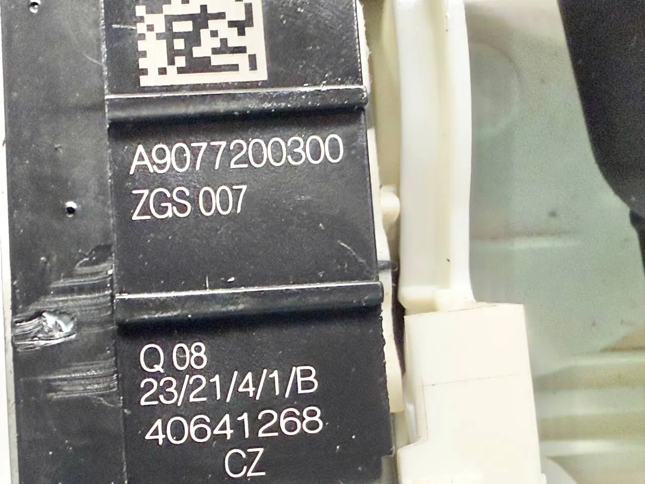 Türschloss rechts vorne Mercedes Benz W907 Sprinter 311 CDI 2023 A9077200300