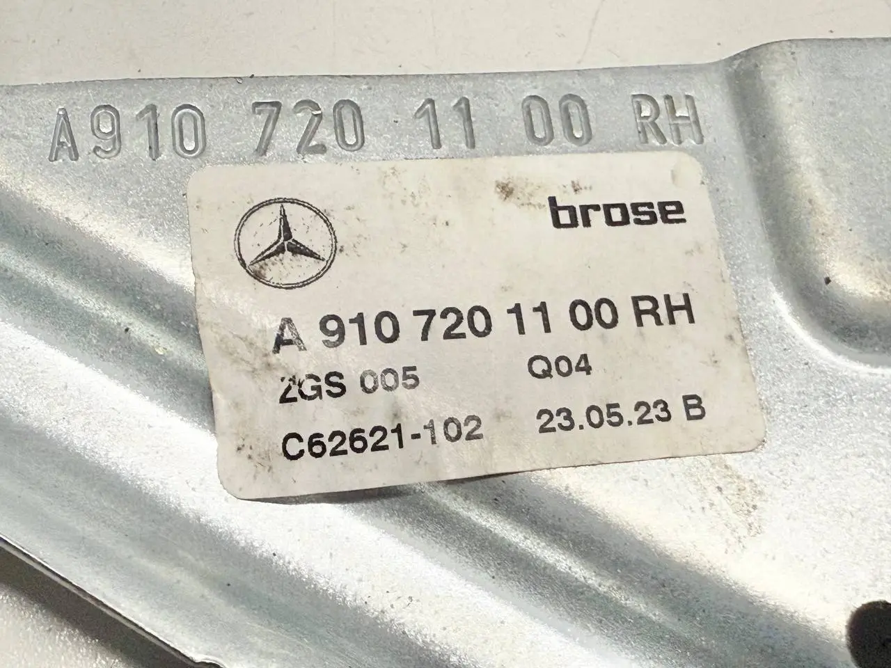 Fensterhebermotor rechts Mercedes Benz W907 Sprinter 311 CDI 2023 A9107201100RH