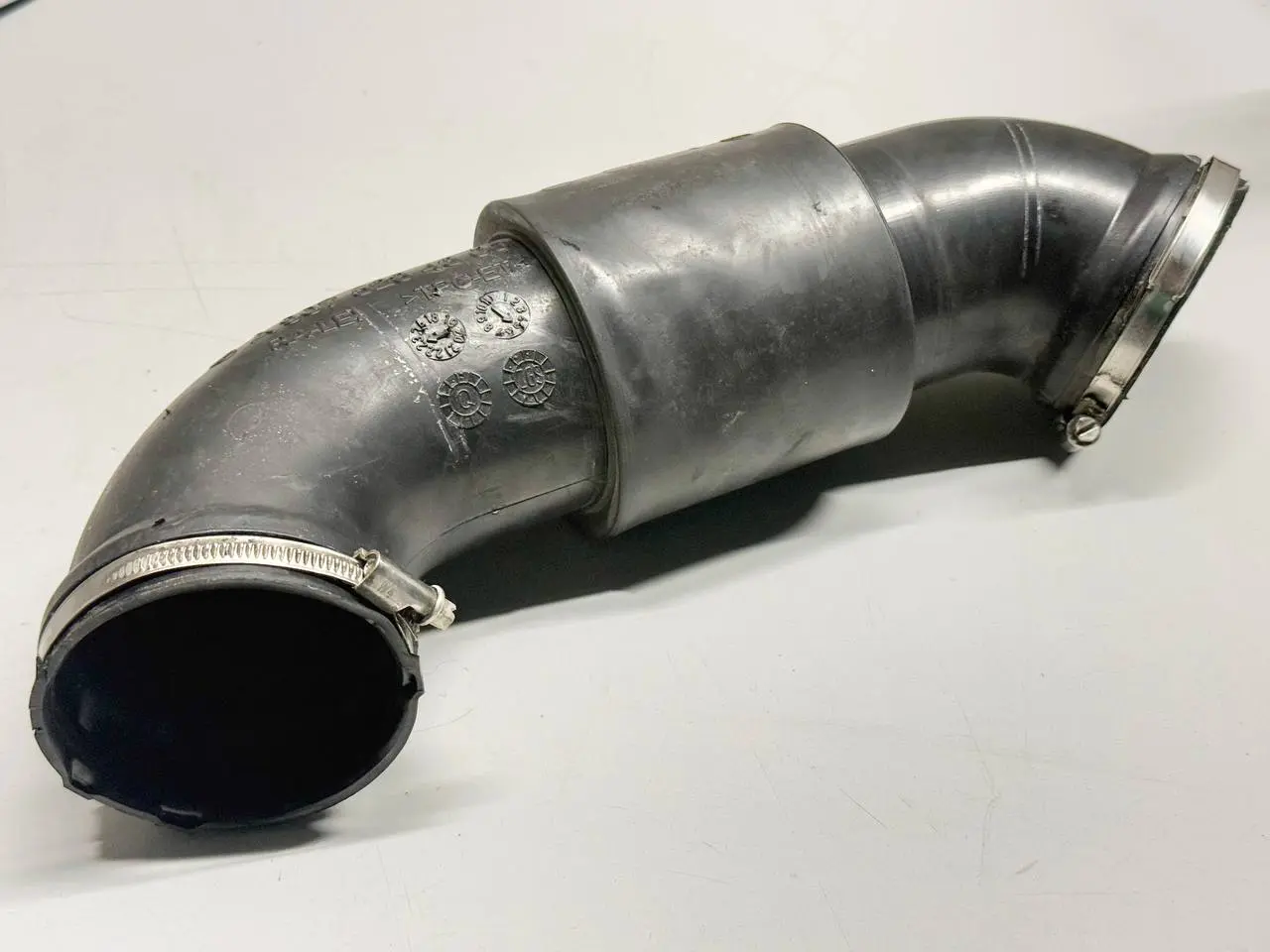 Ladeluftschlauch Mercedes Benz W907 Sprinter 311 CDI 2023 A9075284300