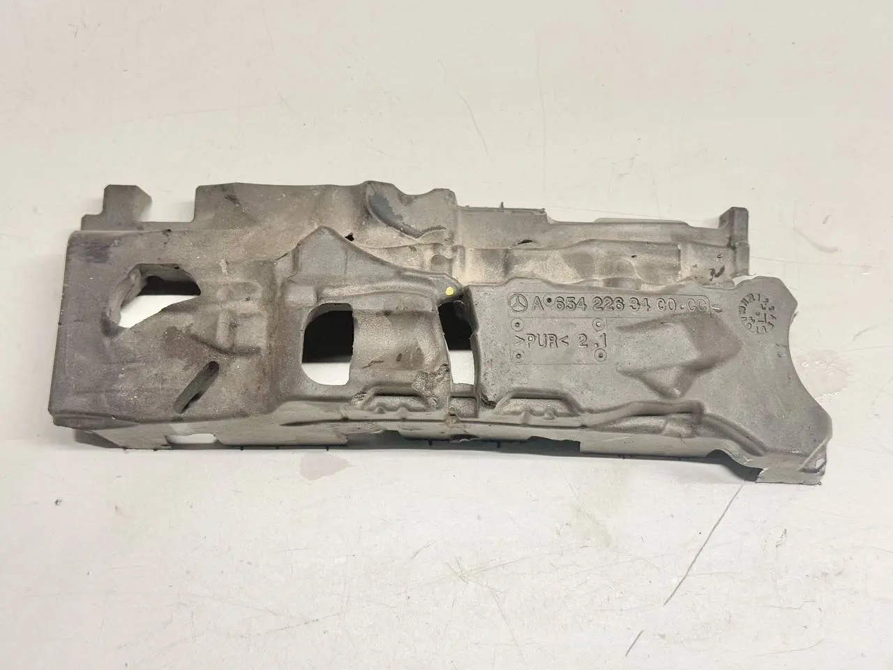 Motorabdeckung Zylinderkopfdeckel Schutz Benz W212 E-Klasse 2010 A6542263400