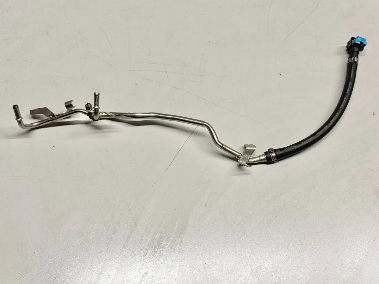 Kraftstoff Leitung Mercedes Benz W907 Sprinter 311 CDI 2023 A9074701802