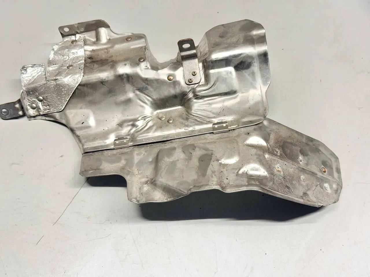 Hitzeschild Wärmeplatte Mercedes Benz W907 Sprinter 311 CDI 2023 A6541422200