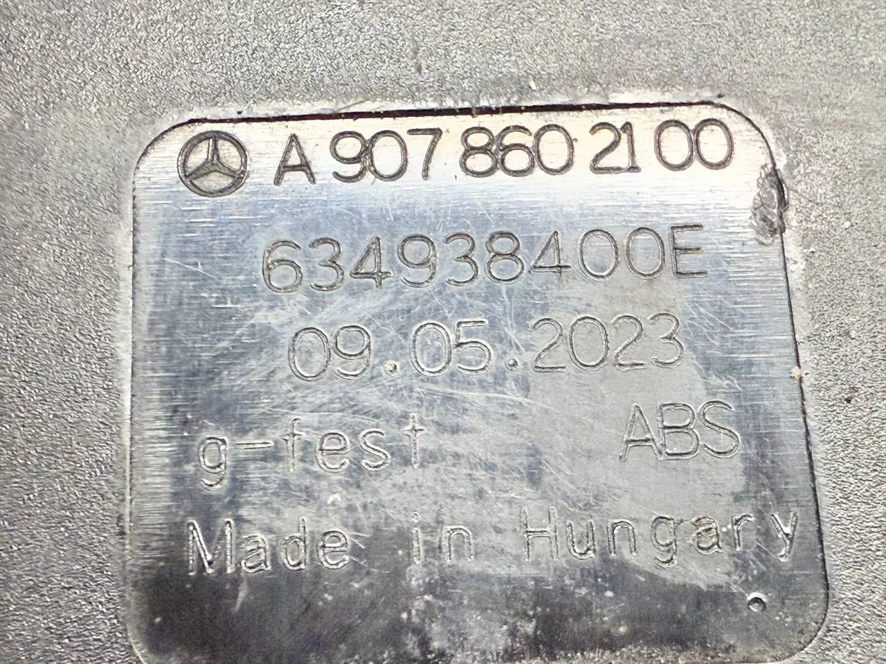 Gurtschloss vorne links Mercedes Benz W907 Sprinter 311 CDI 2023 A9078602100