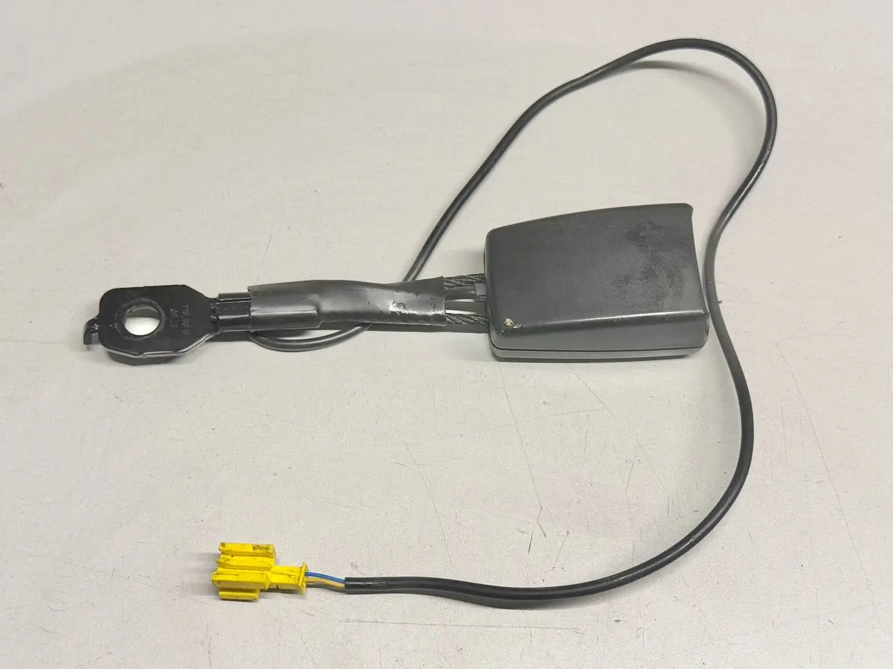Gurtschloss vorne links Mercedes Benz W907 Sprinter 311 CDI 2023 A9078602100