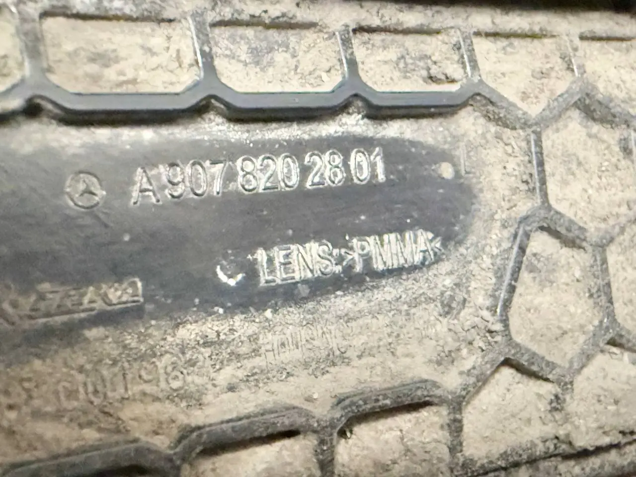 Hintere Stoßstange Mercedes Benz W907 Sprinter 311 CDI 2023 A9078851100