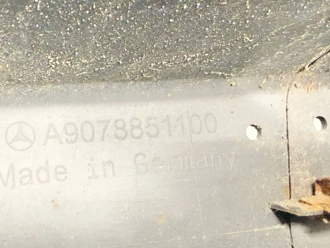 Hintere Stoßstange Führung Mercedes Benz W907 Sprinter 311 CDI 2023 A9078851100