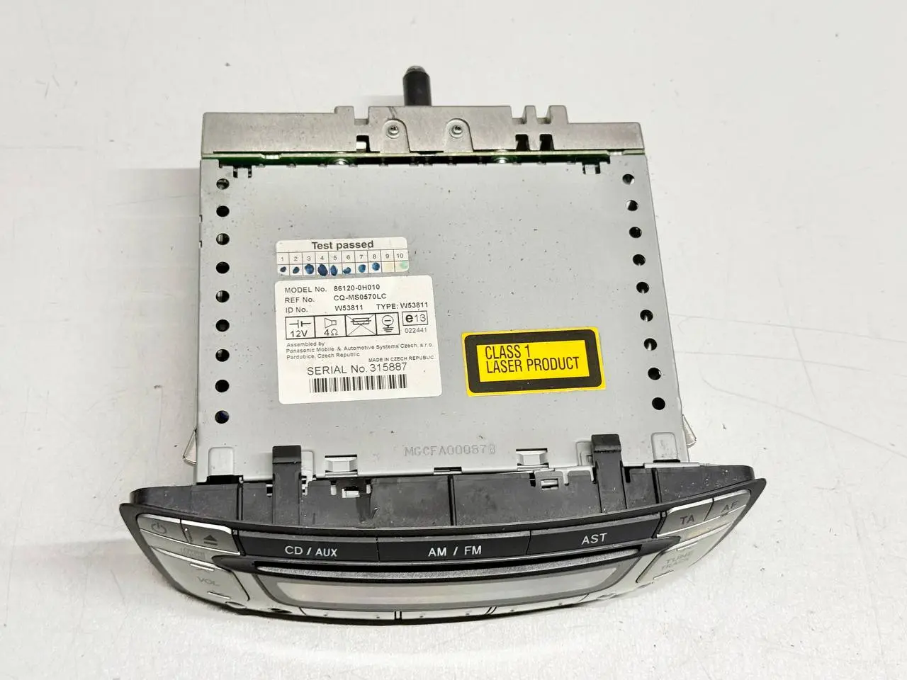 Radio Autoradio CD- Aygo 107 Citroen C1 Peugeot 107 1.0L 2008 861200H010