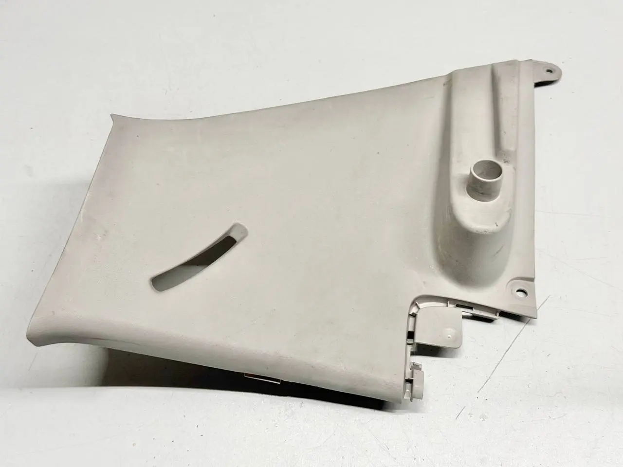 Verkleidung Säule hinten rechts, Zierleiste Peugeot 107 1.0L 2008 624710H030