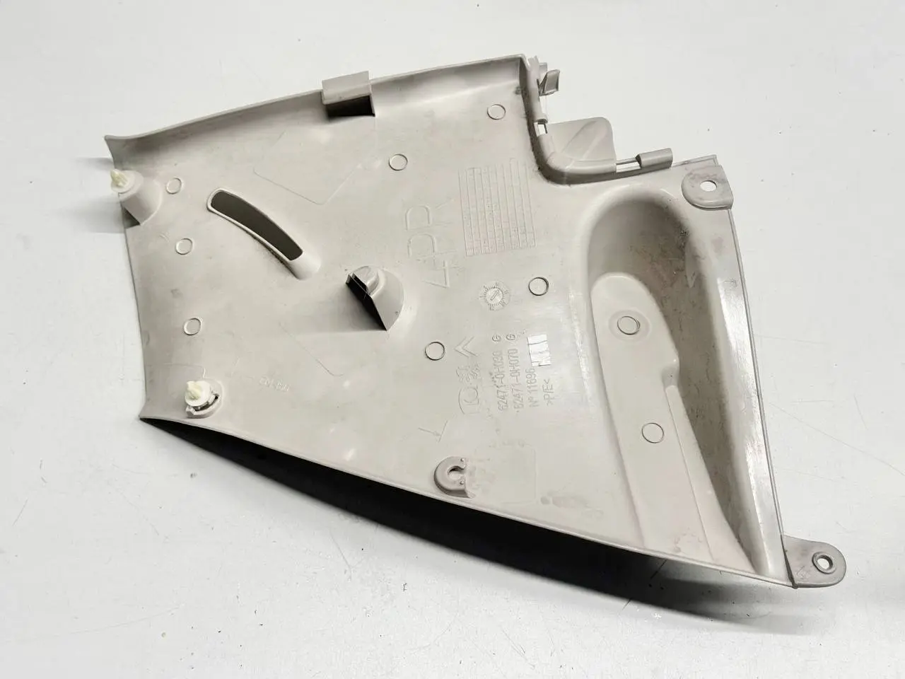 Verkleidung Säule hinten rechts, Zierleiste Peugeot 107 1.0L 2008 624710H030