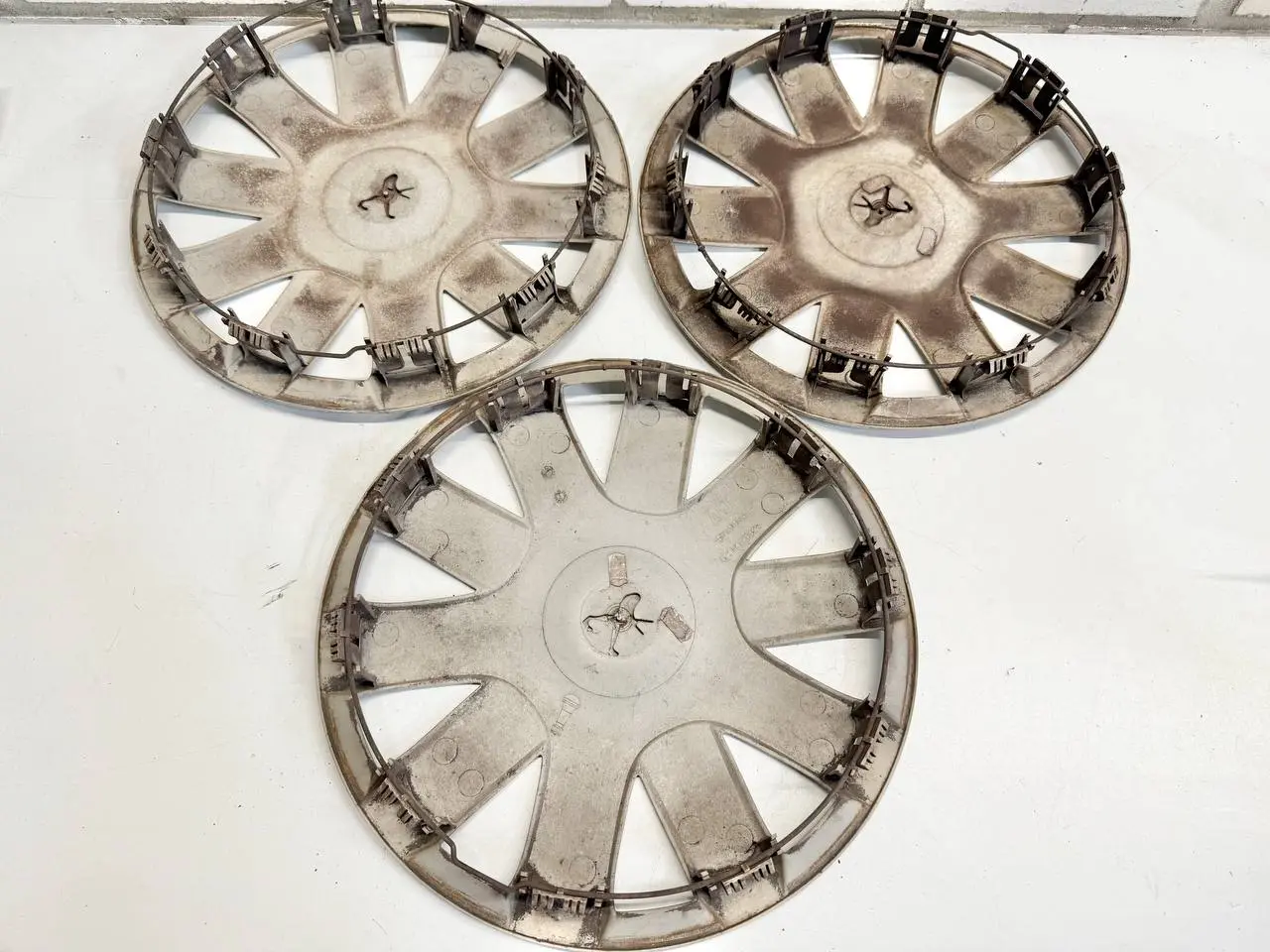 Radkappe Felgendeckel Radzierblende 4 Golf 4 Peugeot 107 1.0L 2008 426020H020