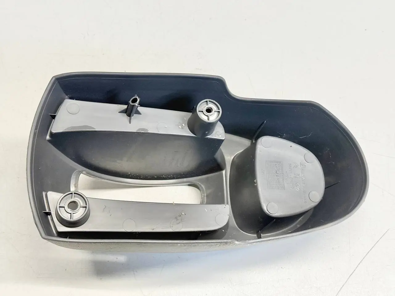 Abdeckung Handbremse Mittelkonsole 107 1.0L Peugeot 107 1.0L 2008 589110H010