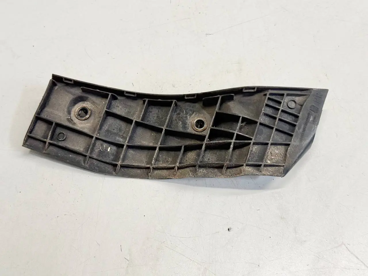 Stoßstange Halter vorn links Peugeot 107 1.0L 2008 00101160130600100