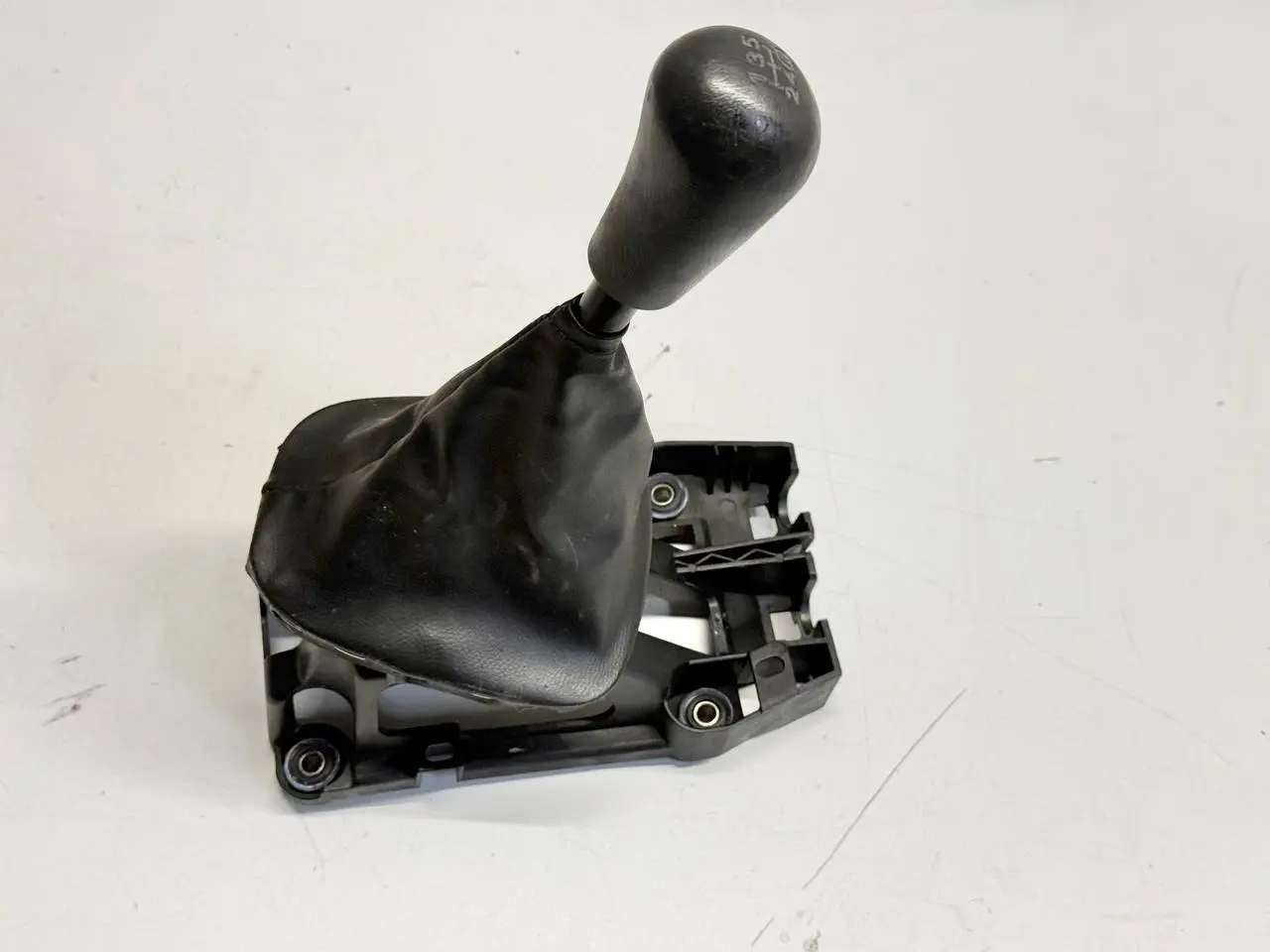 Schalthebel, Schaltkulisse Peugeot 107 1.0L 2008 335300H010
