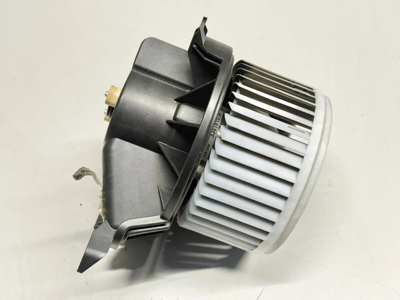 Gebläsemotor Heizungsgebläse Lüftermotor Opel Corsa-D 1.4L 2008 13317879
