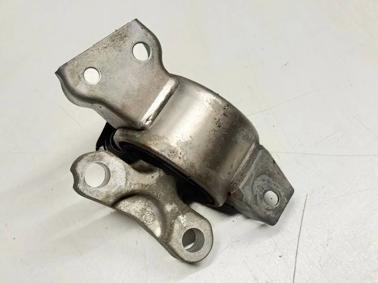Motorlager Halterung Motorträger rechts für Opel Corsa-D 1.4L 2008 13130739