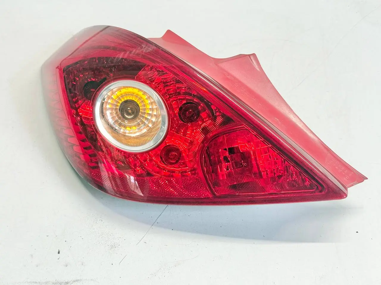 Rückleuchte Heckleuchte Corsa-D 1.4L 2008 Opel Corsa-D 1.4L 2008 13186350