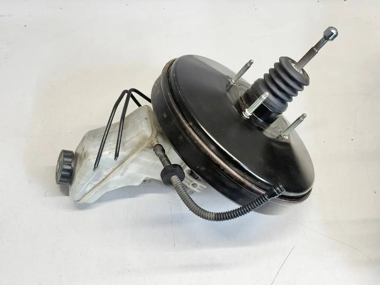 Bremskraftverstärker Hauptbremszylinder für Opel Corsa-D 1.4L 2008 0204051131
