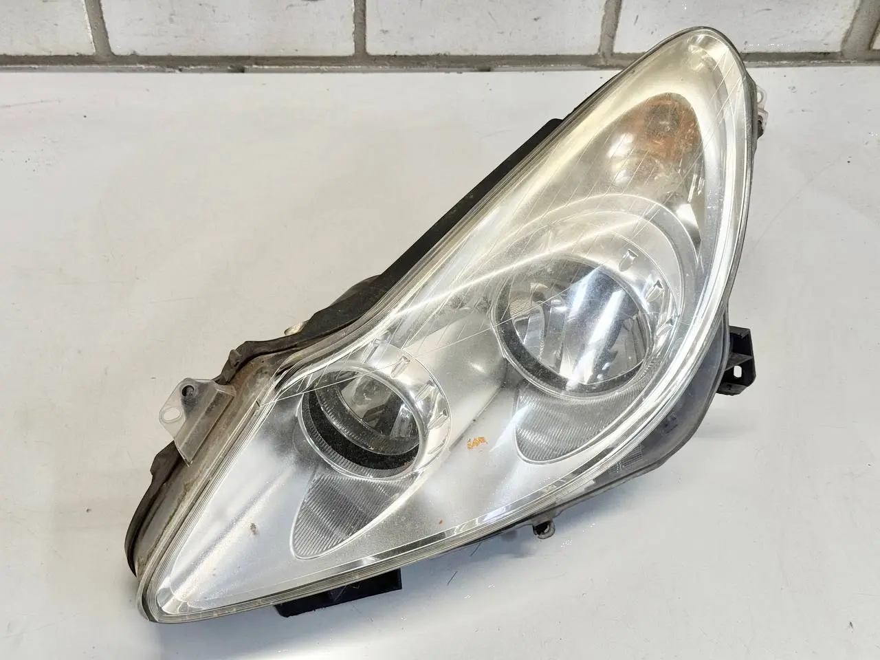 Frontscheinwerfer links Corsa D 1.2L 2008 Opel Corsa-D 1.4L 2008 13186381