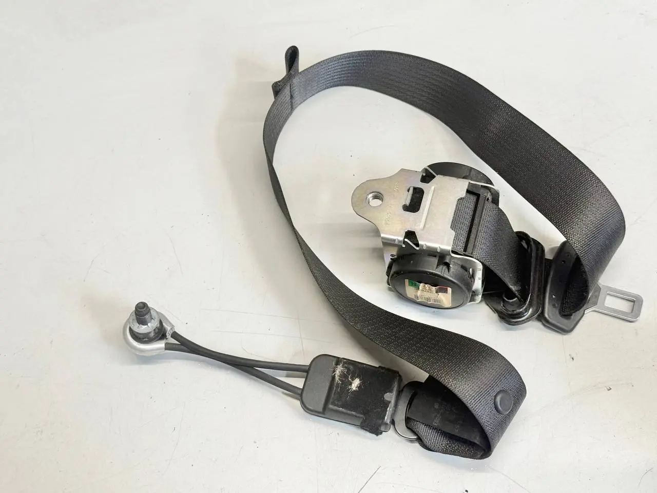 Sicherheitsgurt vorne rechts Corsa D Corsa-D Opel Corsa-D 1.4L 2008 607707600E