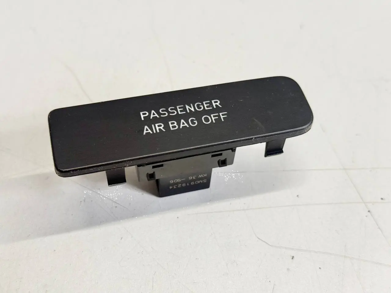 Airbag Anzeige Beifahrer 5M Golf Plus VW Golf Plus 2006 5M1 1,6 FSI 5M0919234