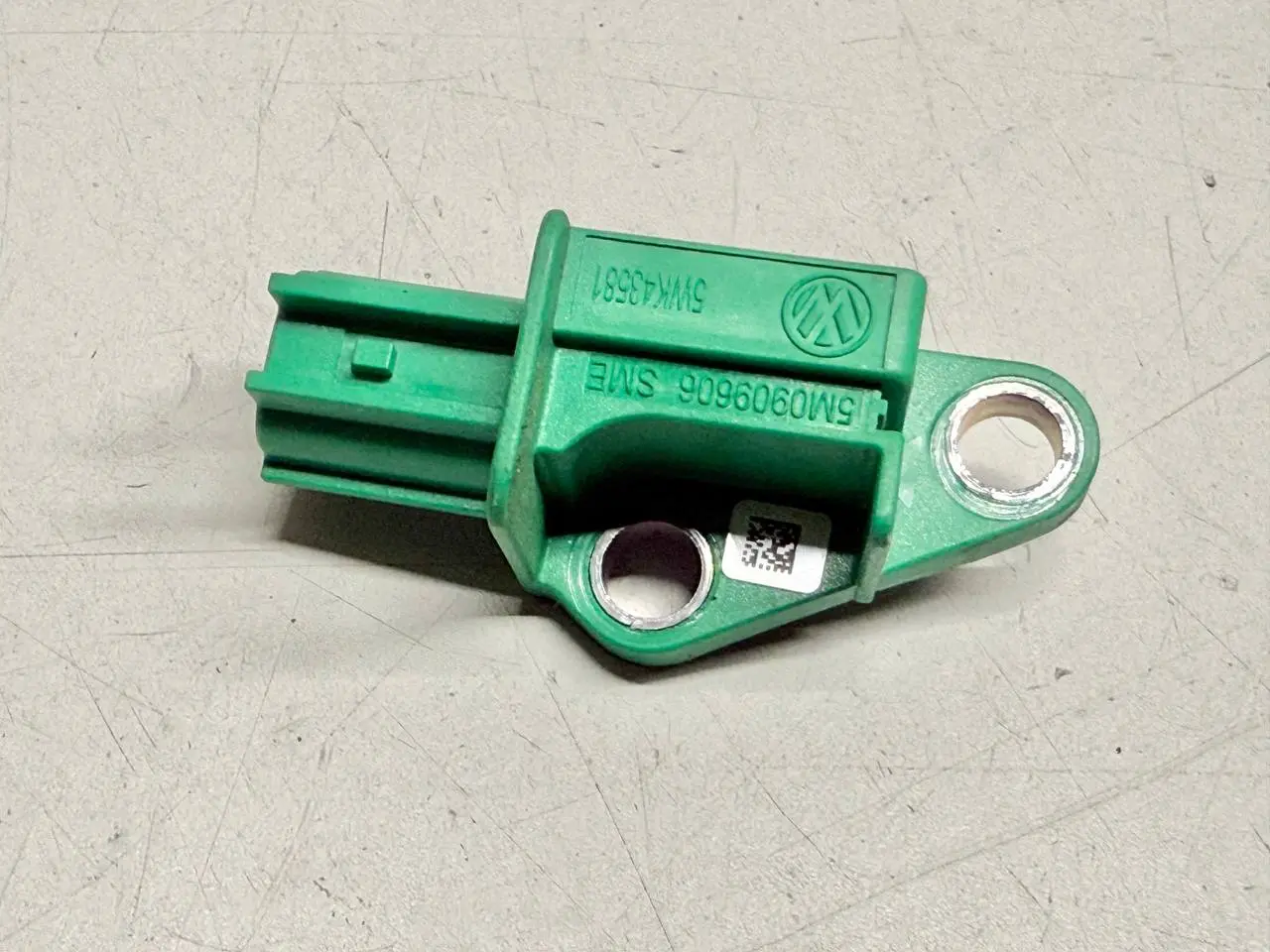 Airbagsensor Crashsensor Golf Plus 2006 VW Golf Plus 2006 5M1 1,6 FSI 5M0909606