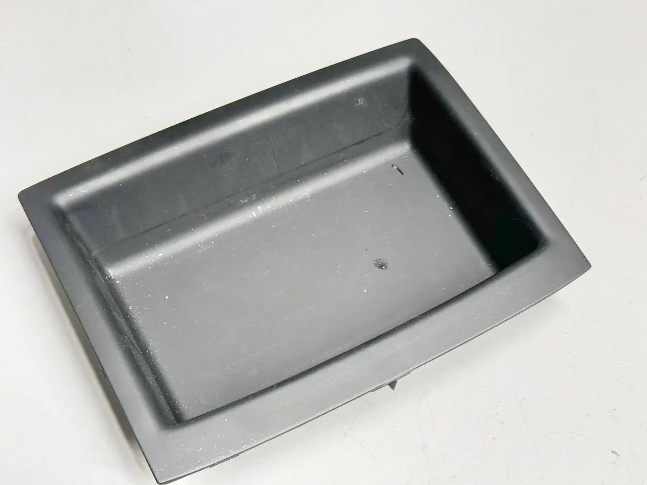 Ablagefach Staufach Fach Armaturenbrett Polo VW Polo 9N3 1,2L 2009 6Q0858719C