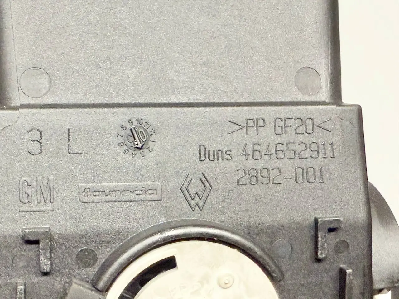 Lüftungsdüsen Mitte mit Warnblinkschalter und Opel MERIVA-A 1.4L 2005 13107741