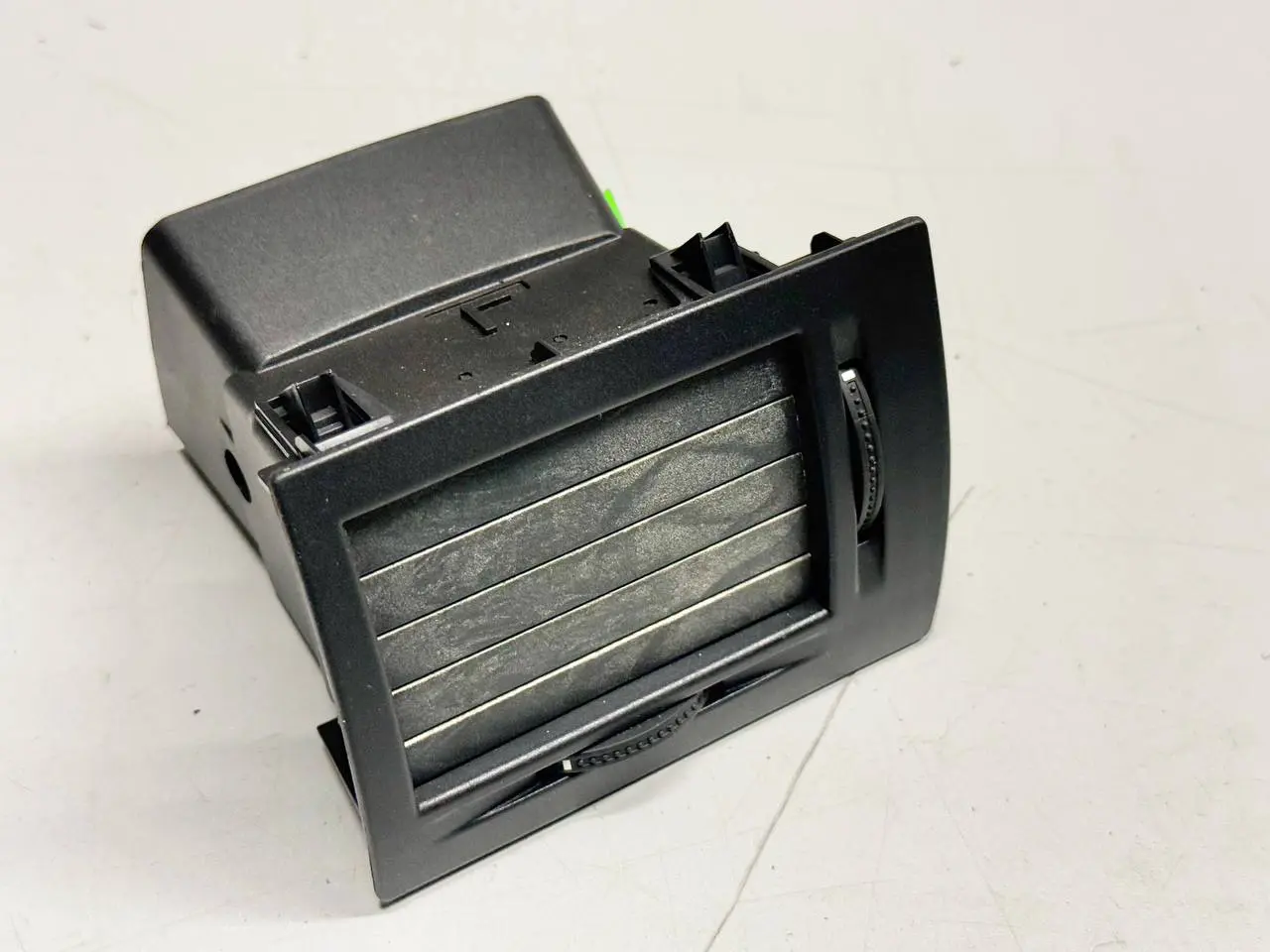 Luftdüse Lüftungsgitter Ausströmer MERIVA-A Opel MERIVA-A 1.4L 2005 464652911