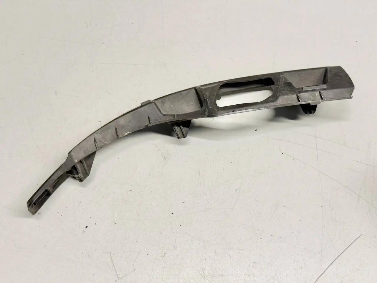 Stoßstange vorn Halterung Frontschürze Polo VW Polo 9N3 1,2L 2009 6Q0807723A