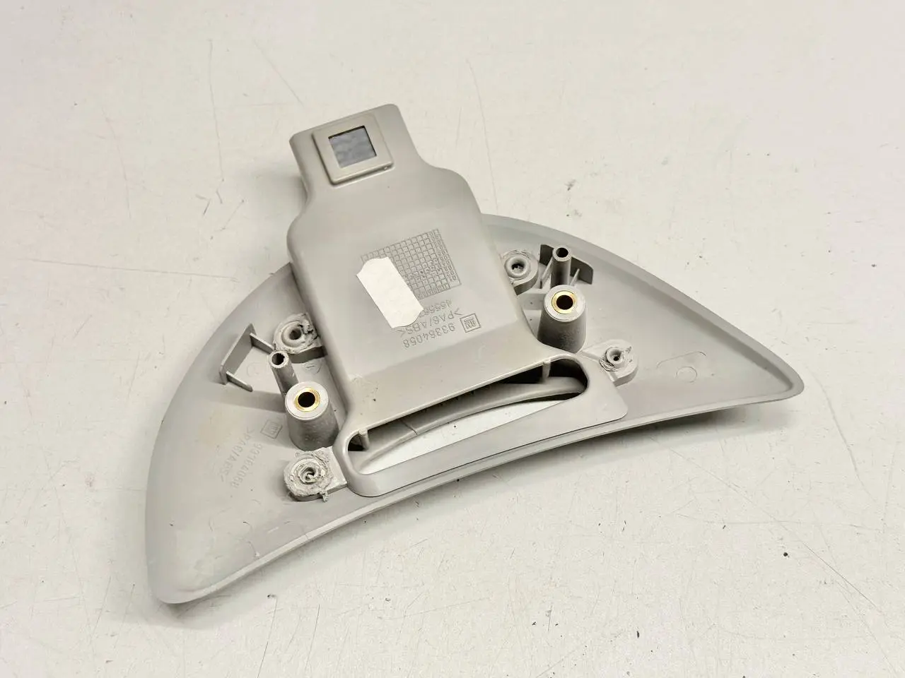 Abdeckung Sicherheitsgurt hinten mitte Opel MERIVA-A 1.4L 2005 93364058