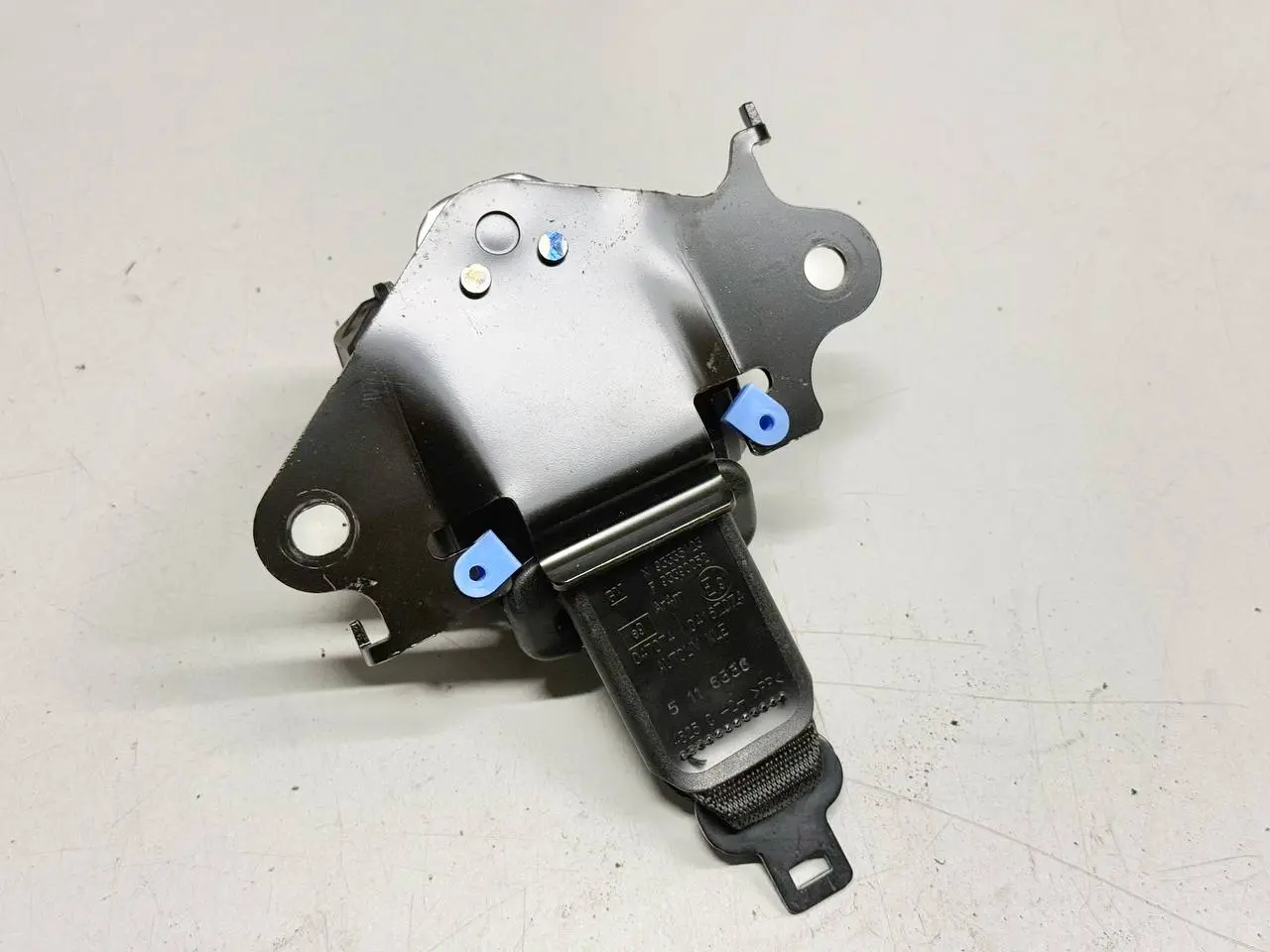 Sicherheitsgurt Gurt Anschnaller hinten mitte Opel MERIVA-A 1.4L 2005 4825C2PP