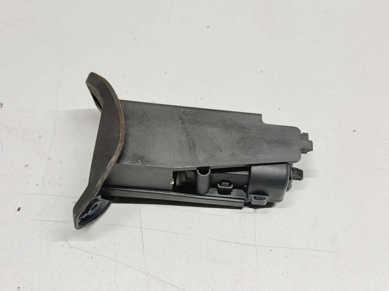 Stellmotor ZV Tankklappe Opel MERIVA-A 1.4L 2005 13120789