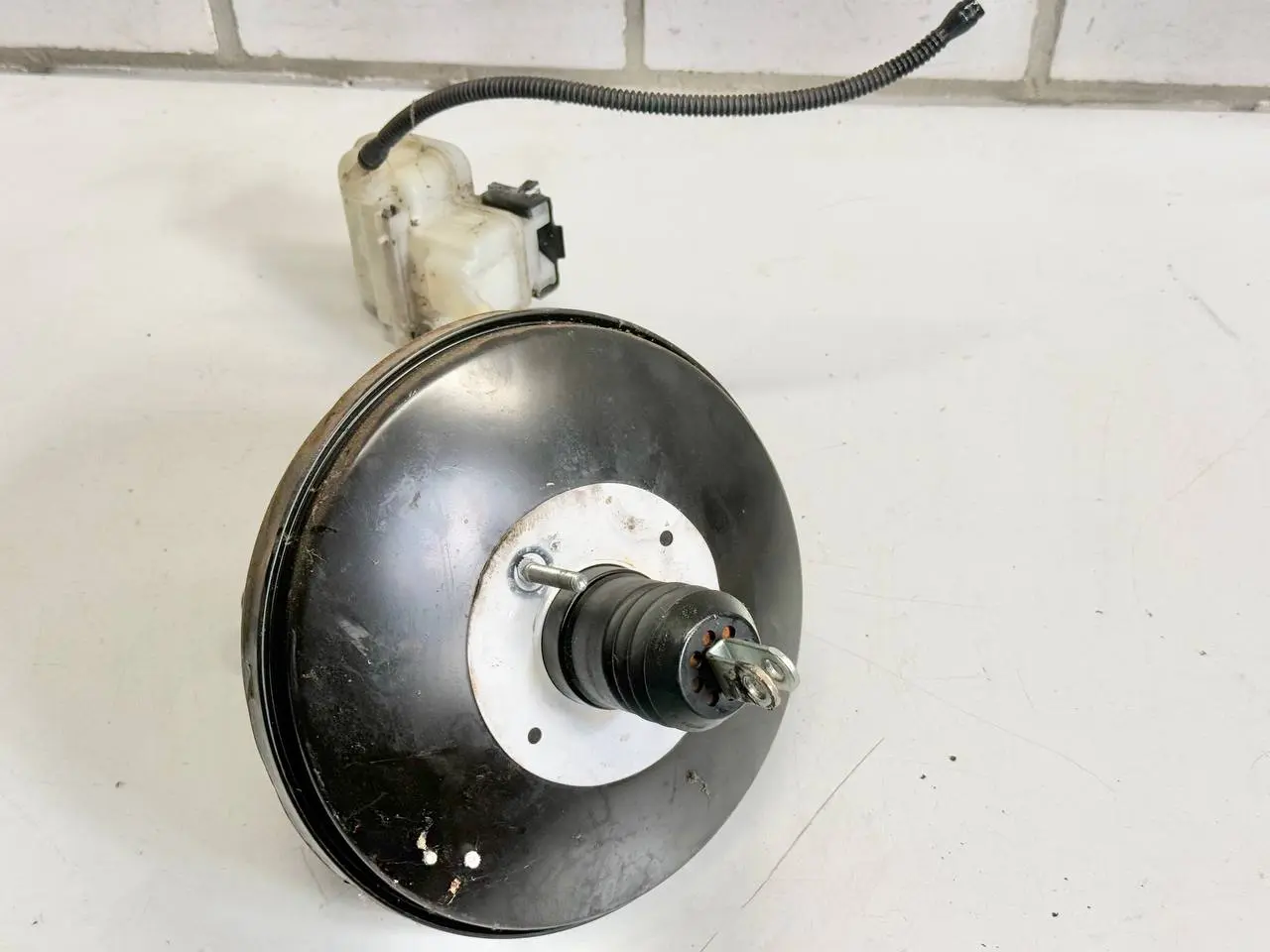 Bremskraftverstärker MERIVA-A 1.4L 2005 Opel MERIVA-A 1.4L 2005 0204051084