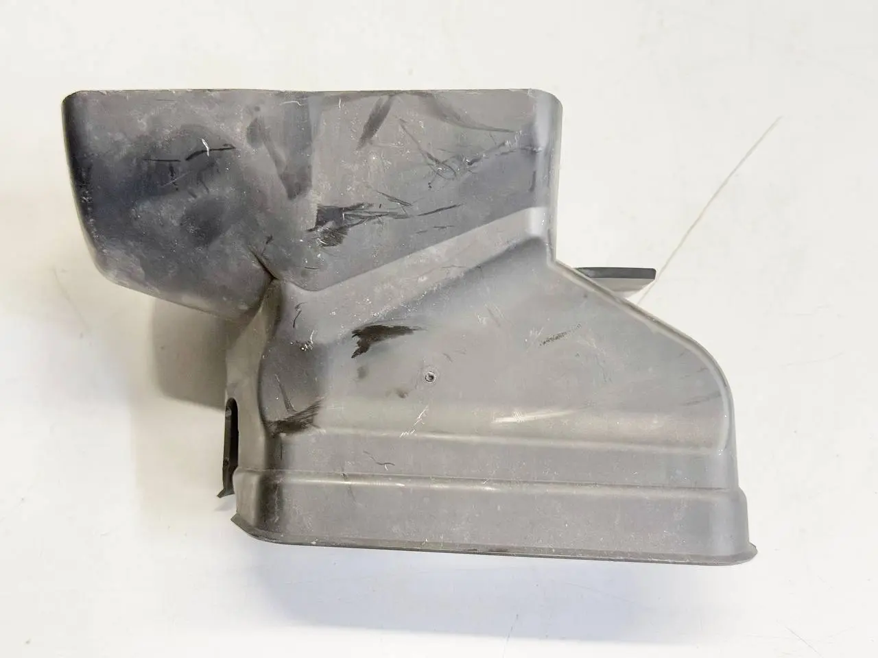 Ansaugstutzen Ansaugrohr Luftführung Luftkanal VW Polo 9N3 1,2L 2009 6Q0805971