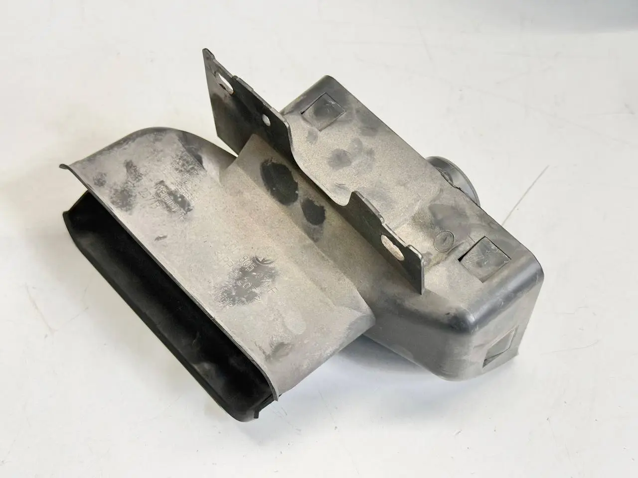 Ansaugstutzen Ansaugrohr Luftführung Luftkanal VW Polo 9N3 1,2L 2009 6Q0805971