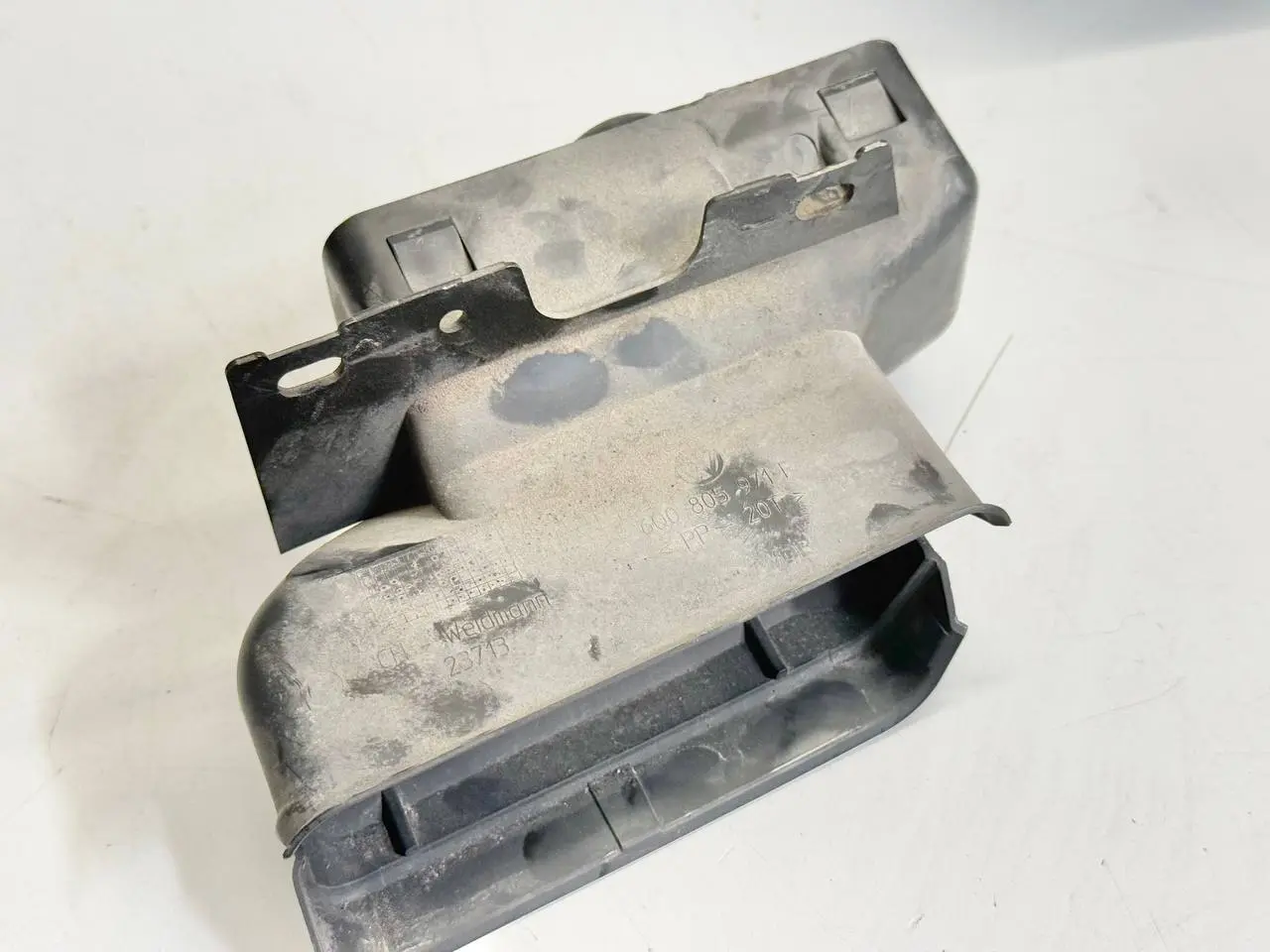 Ansaugstutzen Ansaugrohr Luftführung Luftkanal VW Polo 9N3 1,2L 2009 6Q0805971