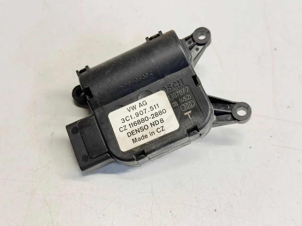 Heizungsstellmotor Klimabedienung CC Eos VW Passat 3C Limo 1.9L TDI 3C1907511