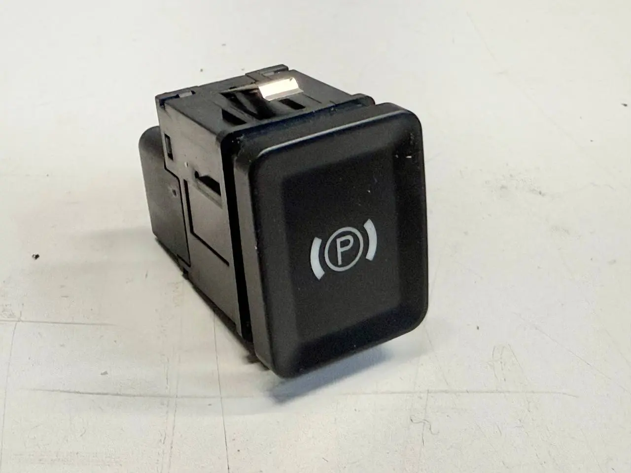 Steuergerät ECU TCM BCM A4 A5 8T VW Passat 3C Limo 1.9L TDI 3760686240924