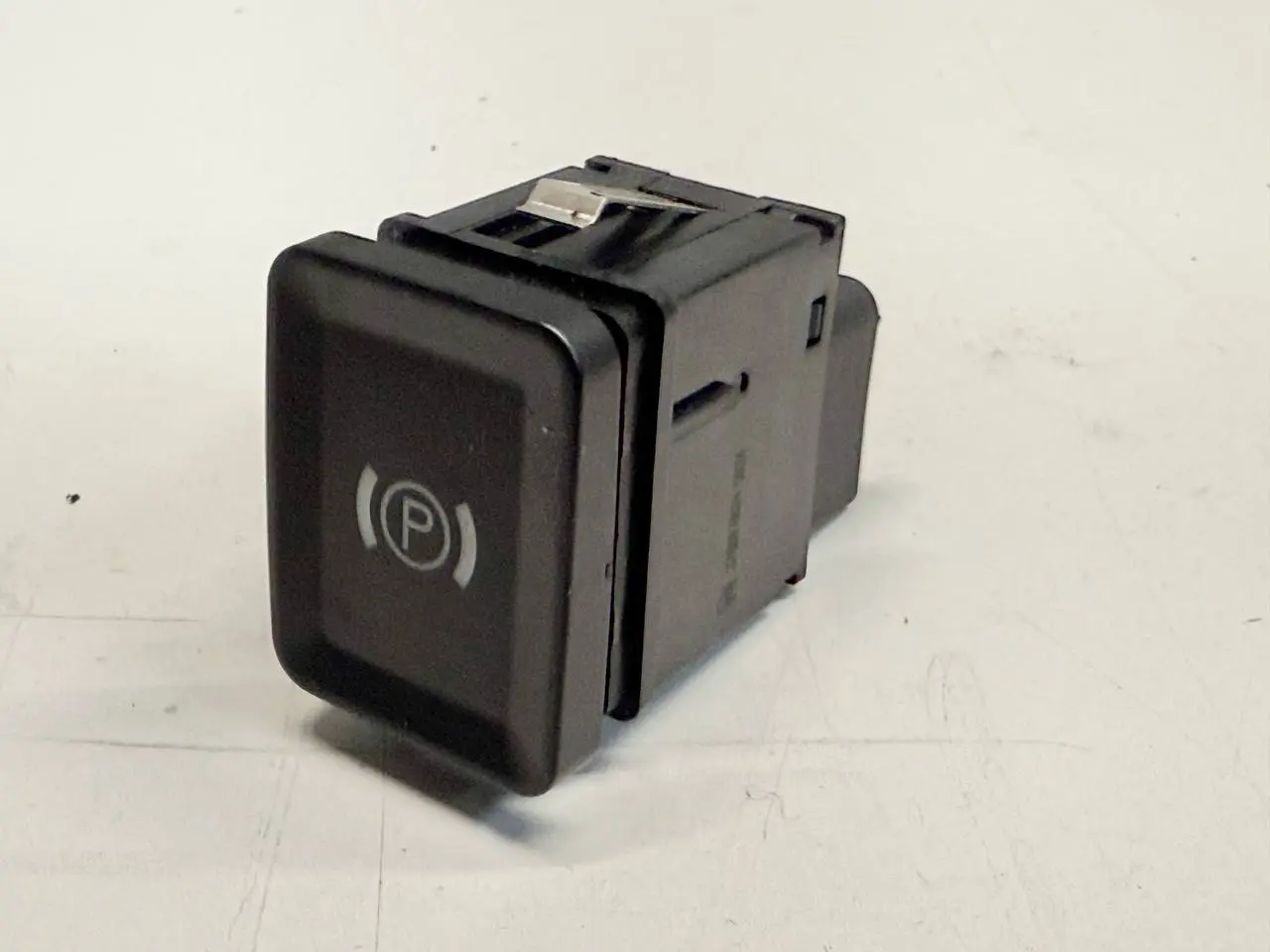 Steuergerät ECU TCM BCM A4 A5 8T VW Passat 3C Limo 1.9L TDI 3760686240924
