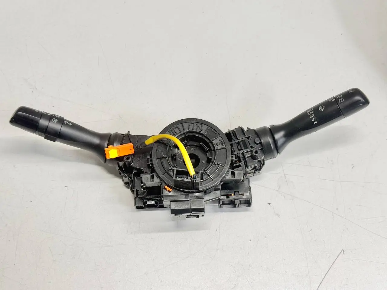 Wischerschalter Blinkerschalter Kombischalter Peugeot 107 1.0L 2008 173848