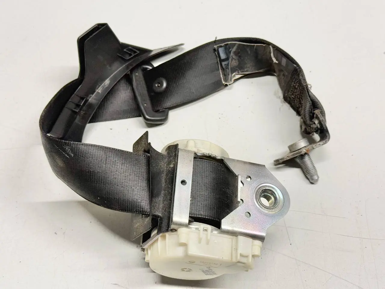 Sicherheitsgurt Gurtstraffer Gurtschloss VW Passat 3C Limo 1.9L TDI 3C0857806G