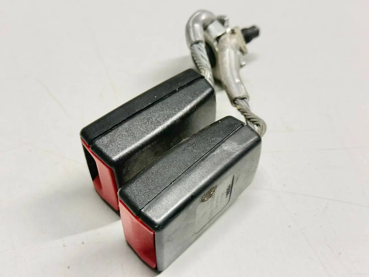 Gurtschloss Doppelgurtschloss Hinten VW Passat 3C Limo 1.9L TDI 3C0857739B