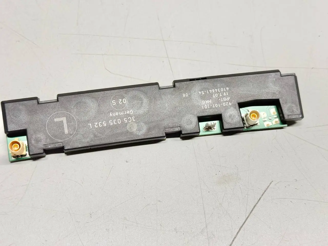 Antennenverstärker Antennenmodul Passat VW Passat 3C Limo 1.9L TDI 3C5035532L