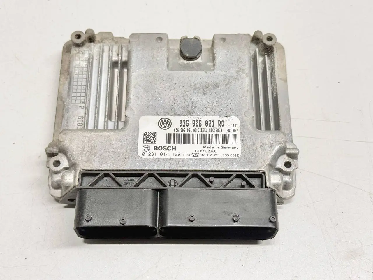 Motorsteuergerät ECU Steuergerät Passat VW Passat 3C Limo 1.9L TDI 03G906021RQ